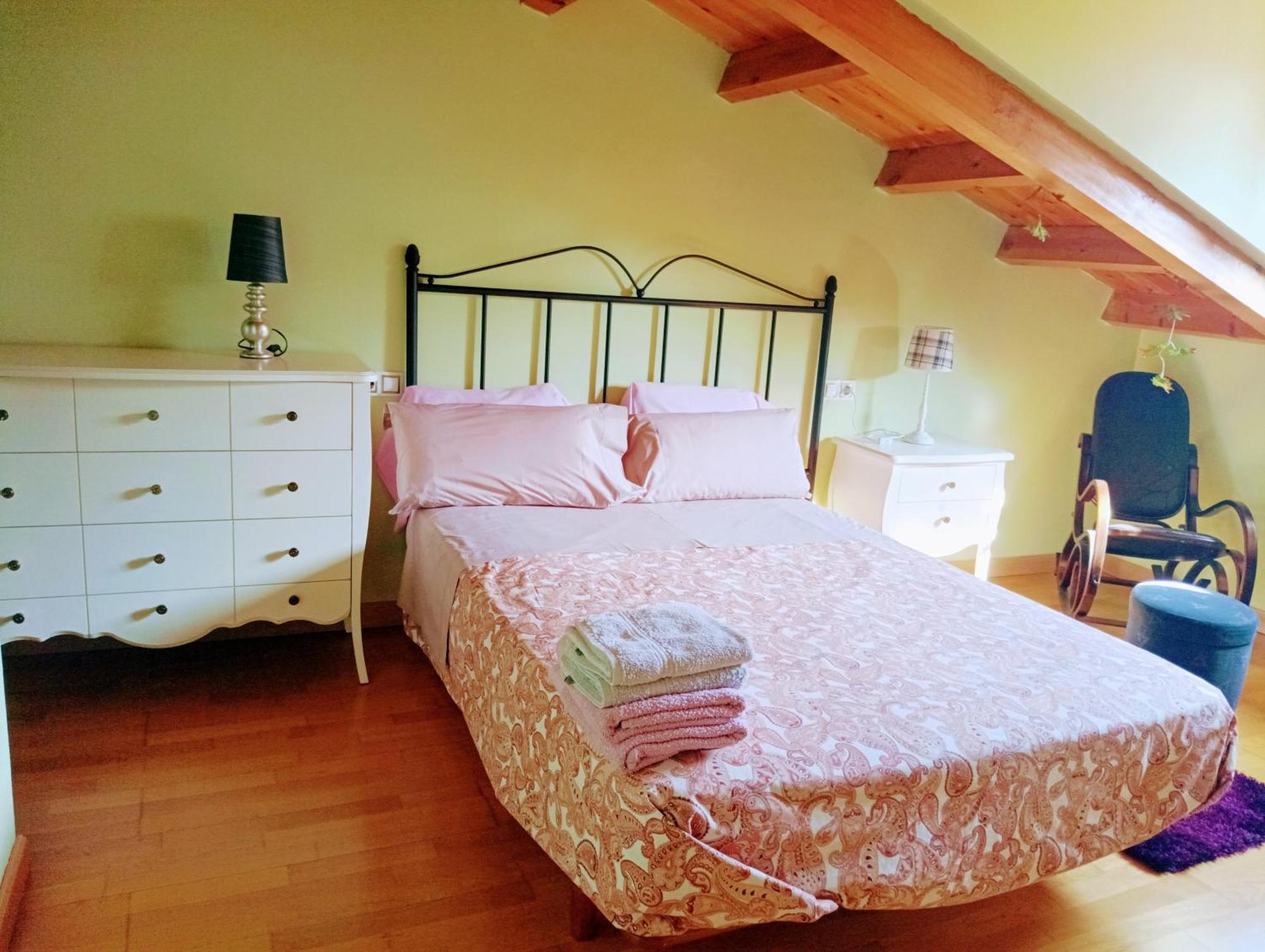 Holiday home Boleta A 5 Minutos De Leon, Casa Con Jardin *