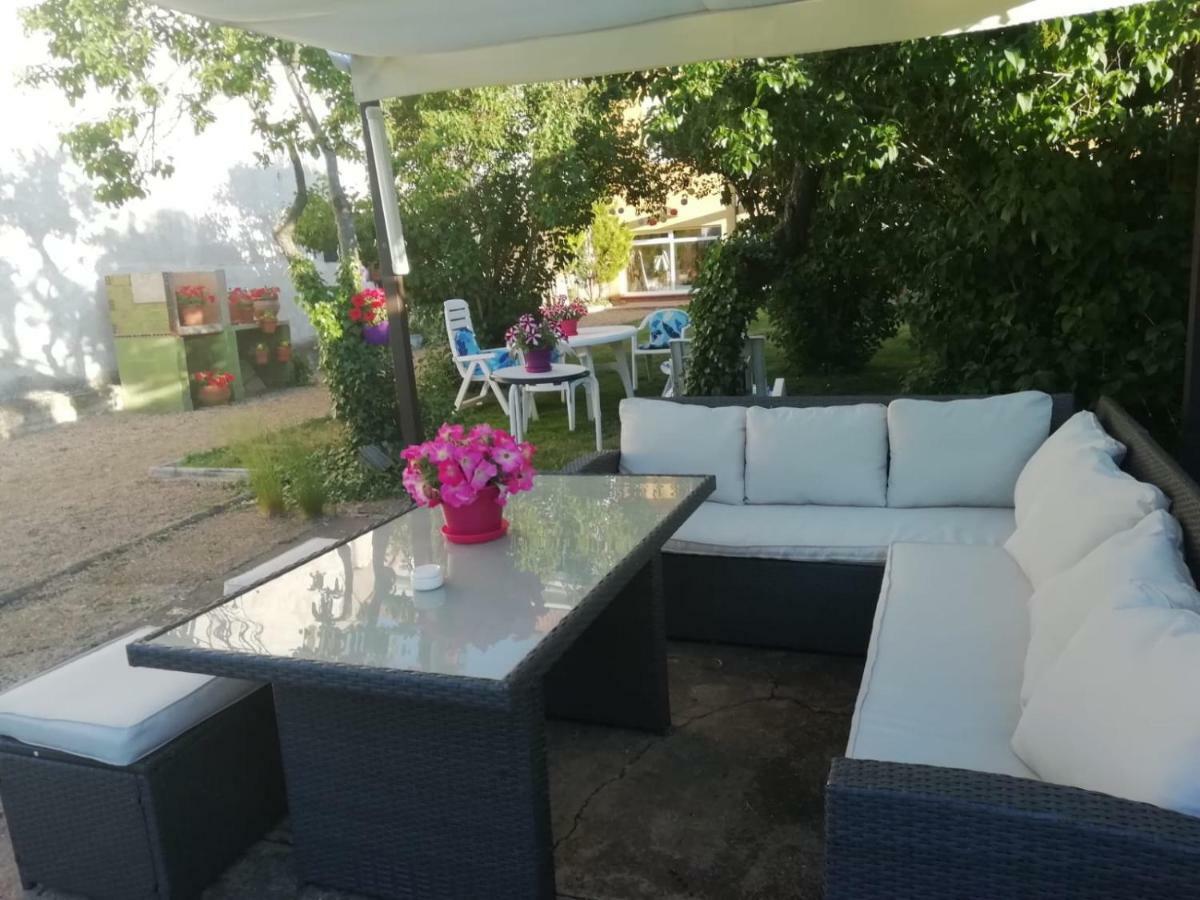 Boleta A 5 Minutos De Leon, Casa Con Jardin