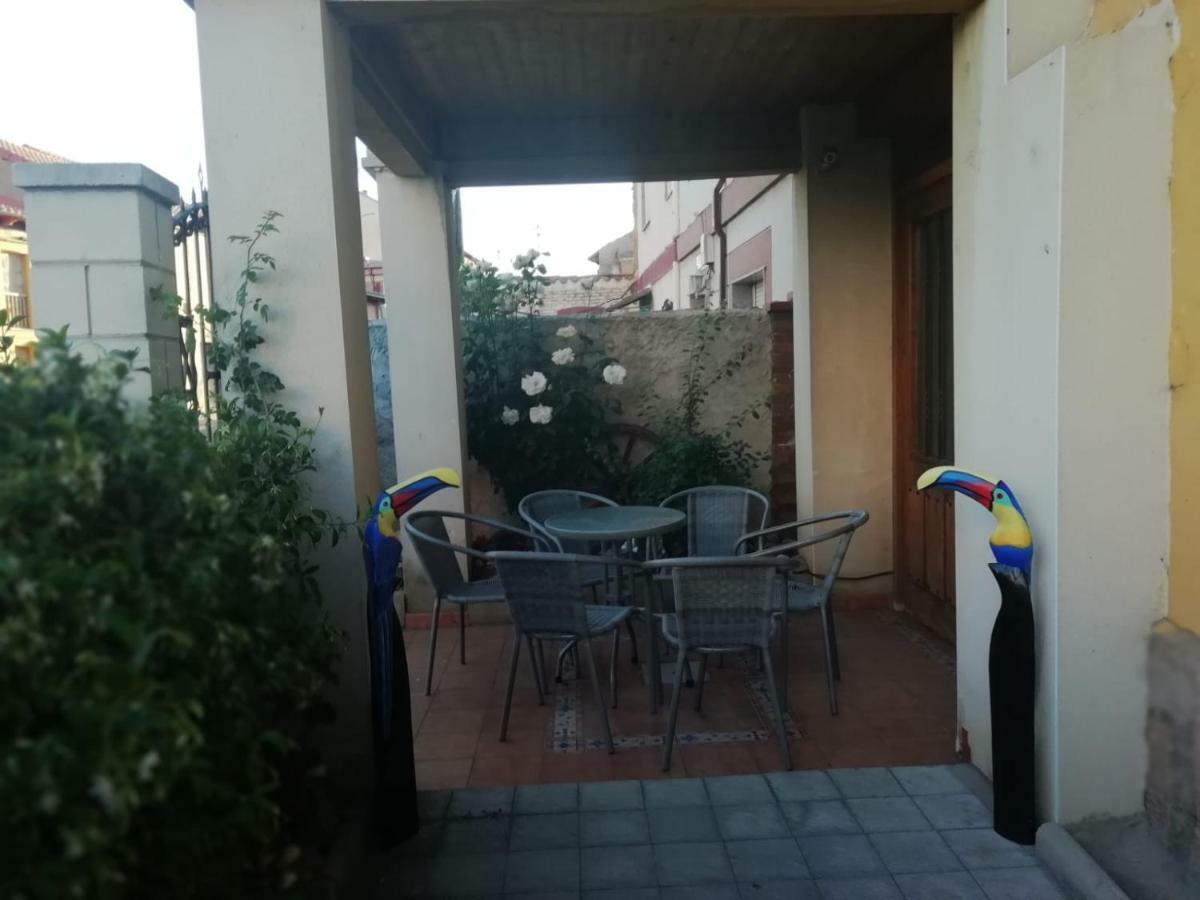 Boleta A 5 Minutos De Leon, Casa Con Jardin Holiday home *