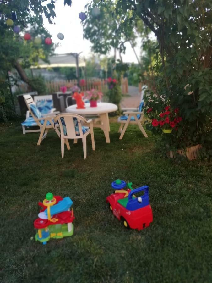 Boleta A 5 Minutos De Leon, Casa Con Jardin *
